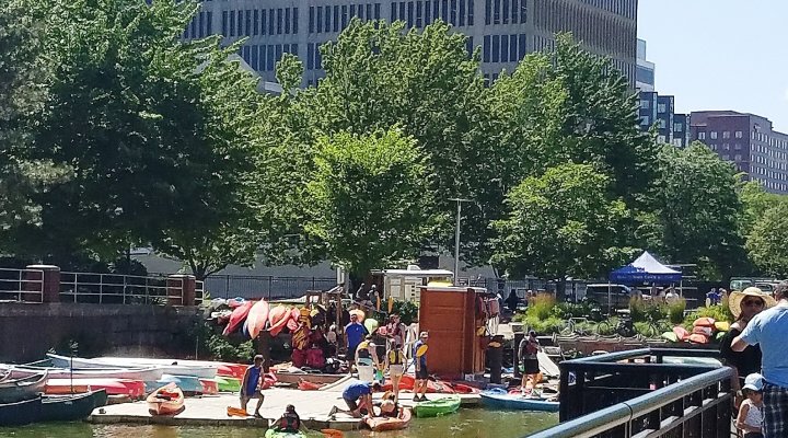 Charles River Canoe & Kayak